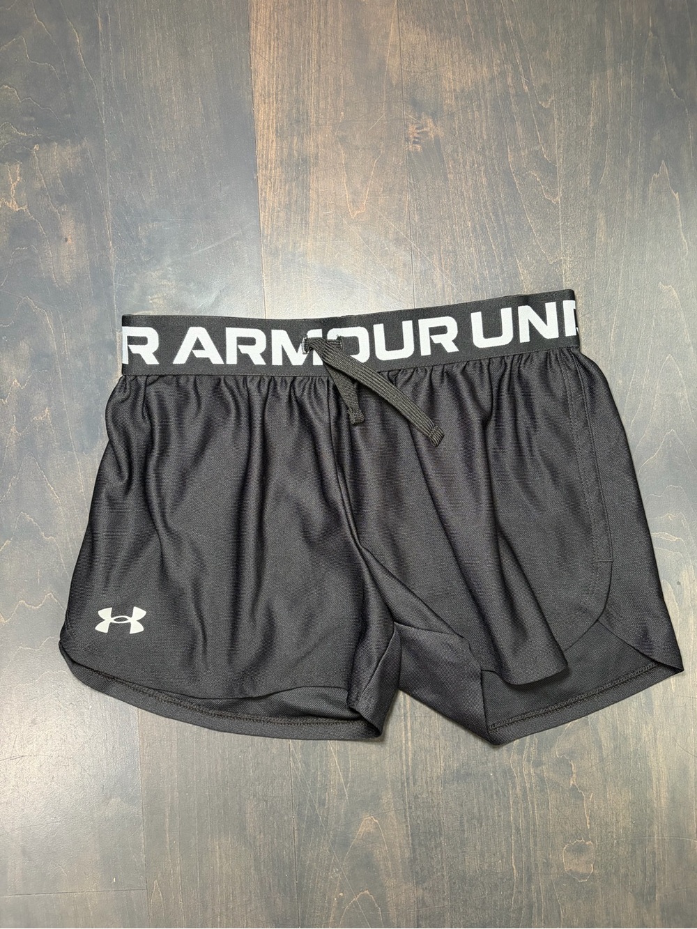 Under Armour Girl’s Black Athletic Shorts with Branded Waistband Size Medium